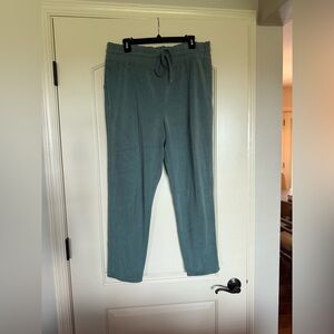 lululemon athletica women’s Joggers in Blue